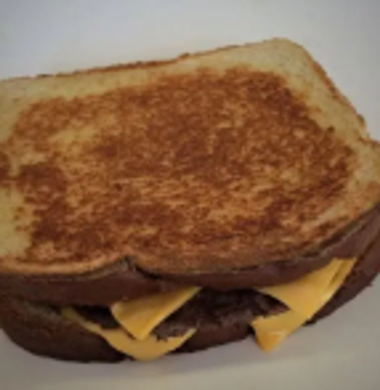 Quarter pound beef patty & two slices cheese. Served on grilled sourdough

$6.39 / Combo Price $10.73
